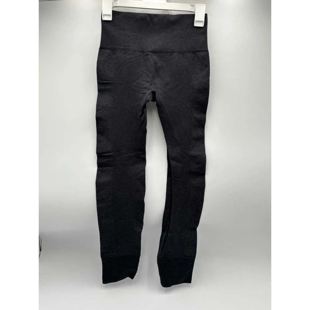 Lululemon Ebb to Street Leggings Women's Size 4 Black Seamless High Rise 27